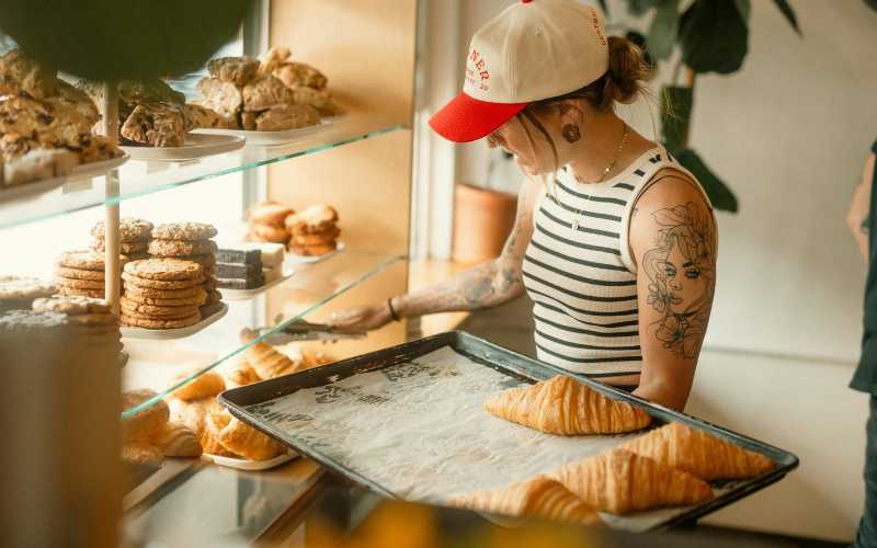 trabajadora panadería en Castellón